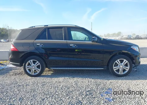 2013 Mercedes-Benz Ml 350 4Matic z USA, uszkodzony, nr VIN 4JGDA5HB0DA204553